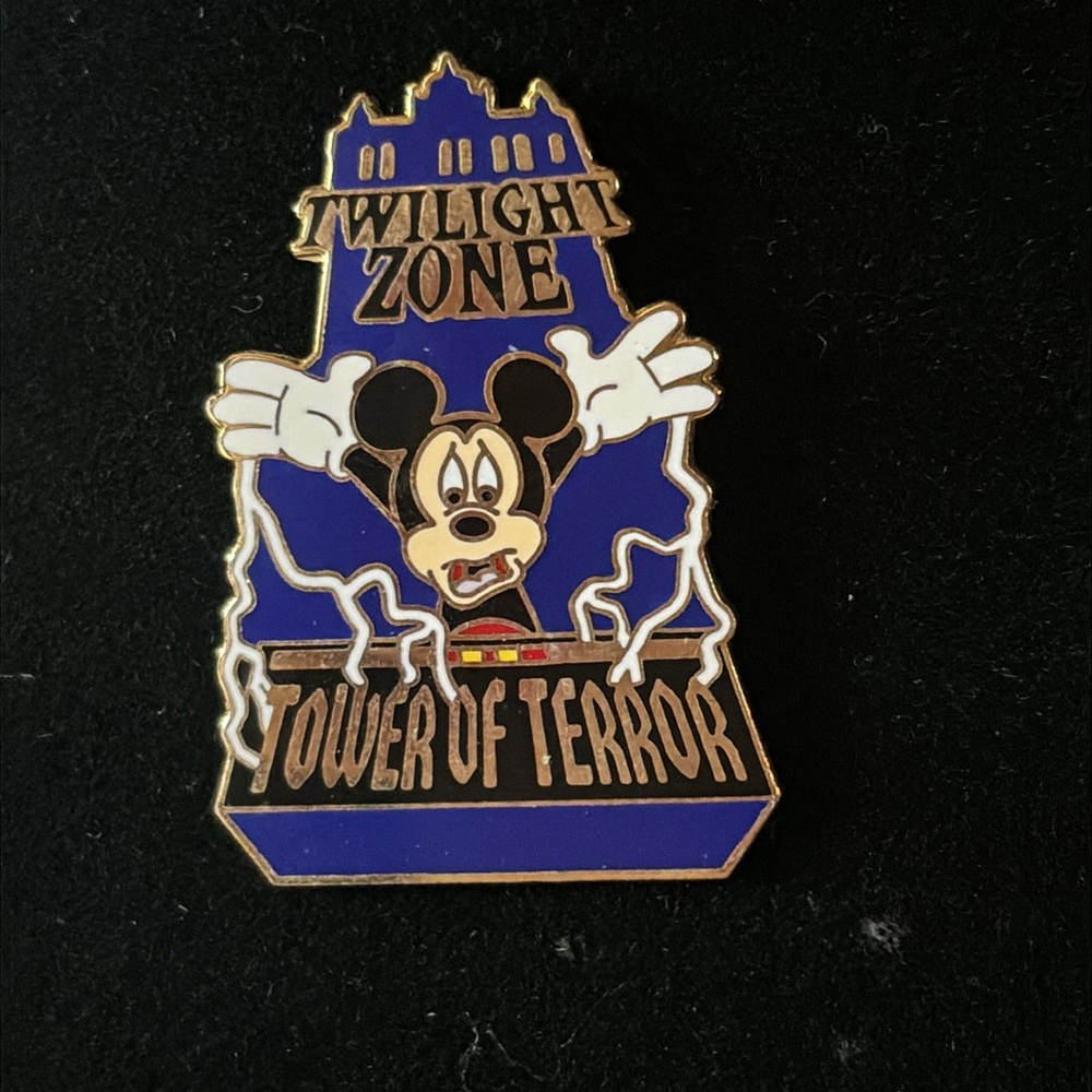 Walt Disney World Twilight Zone Tower of Terror Mickey Mouse Pin